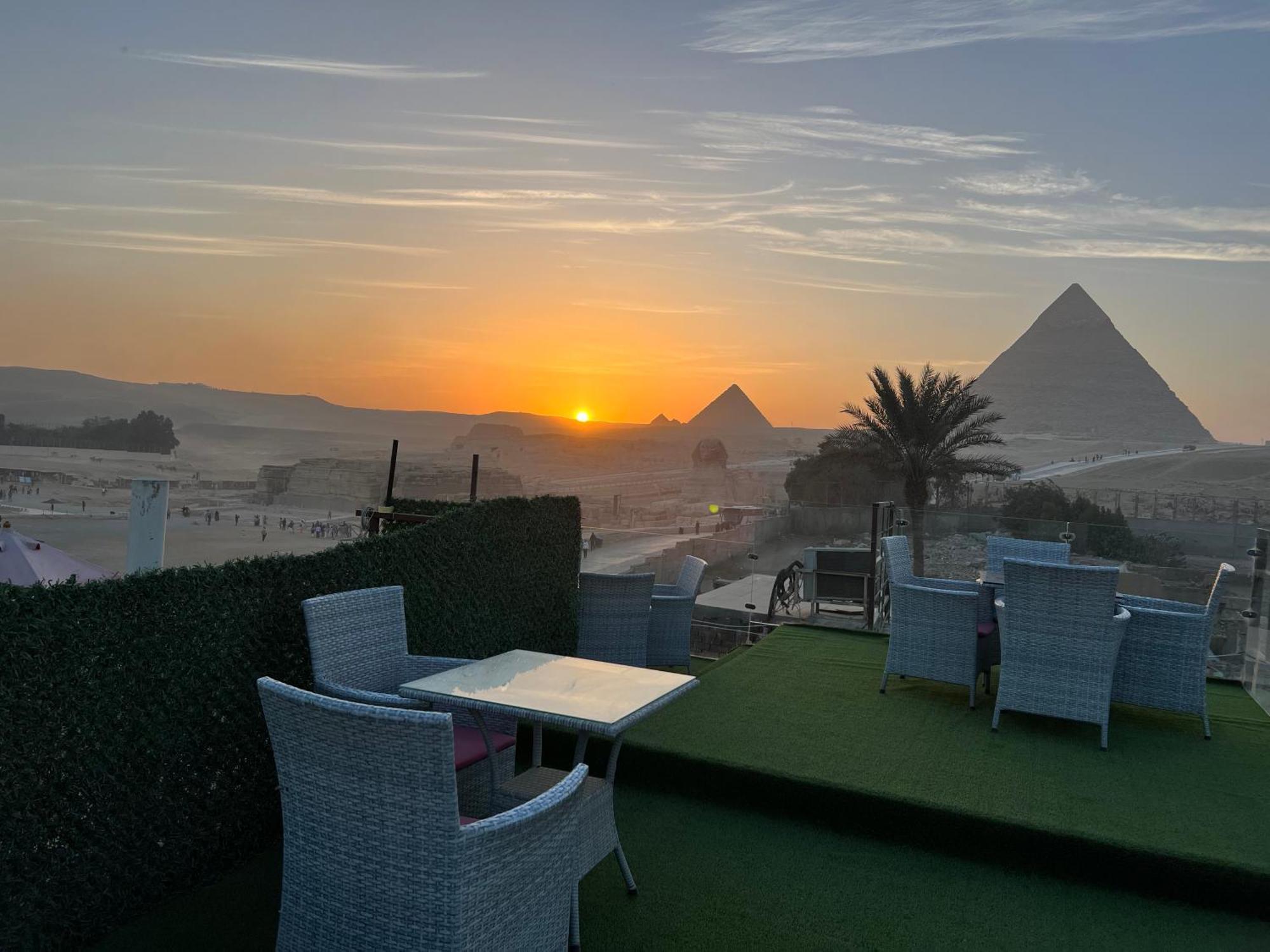 Golden Scarab Pyramids Hotel Kafrat al Jabal ภายนอก รูปภาพ